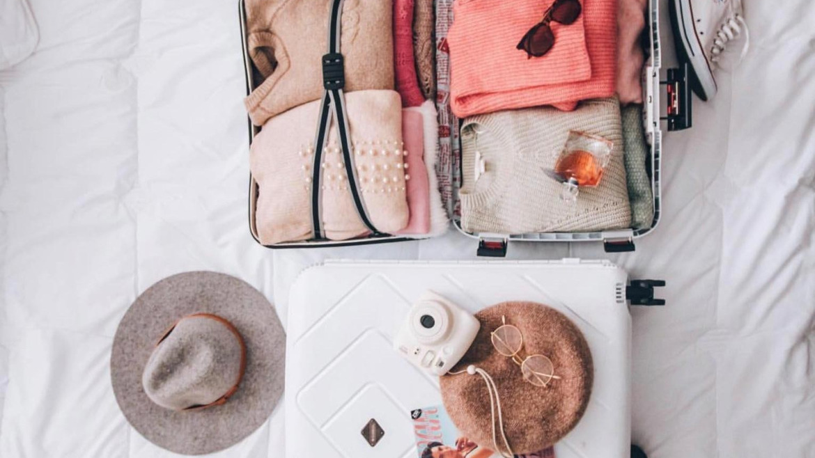 Cómo preparar tu maleta para una escapada romántica